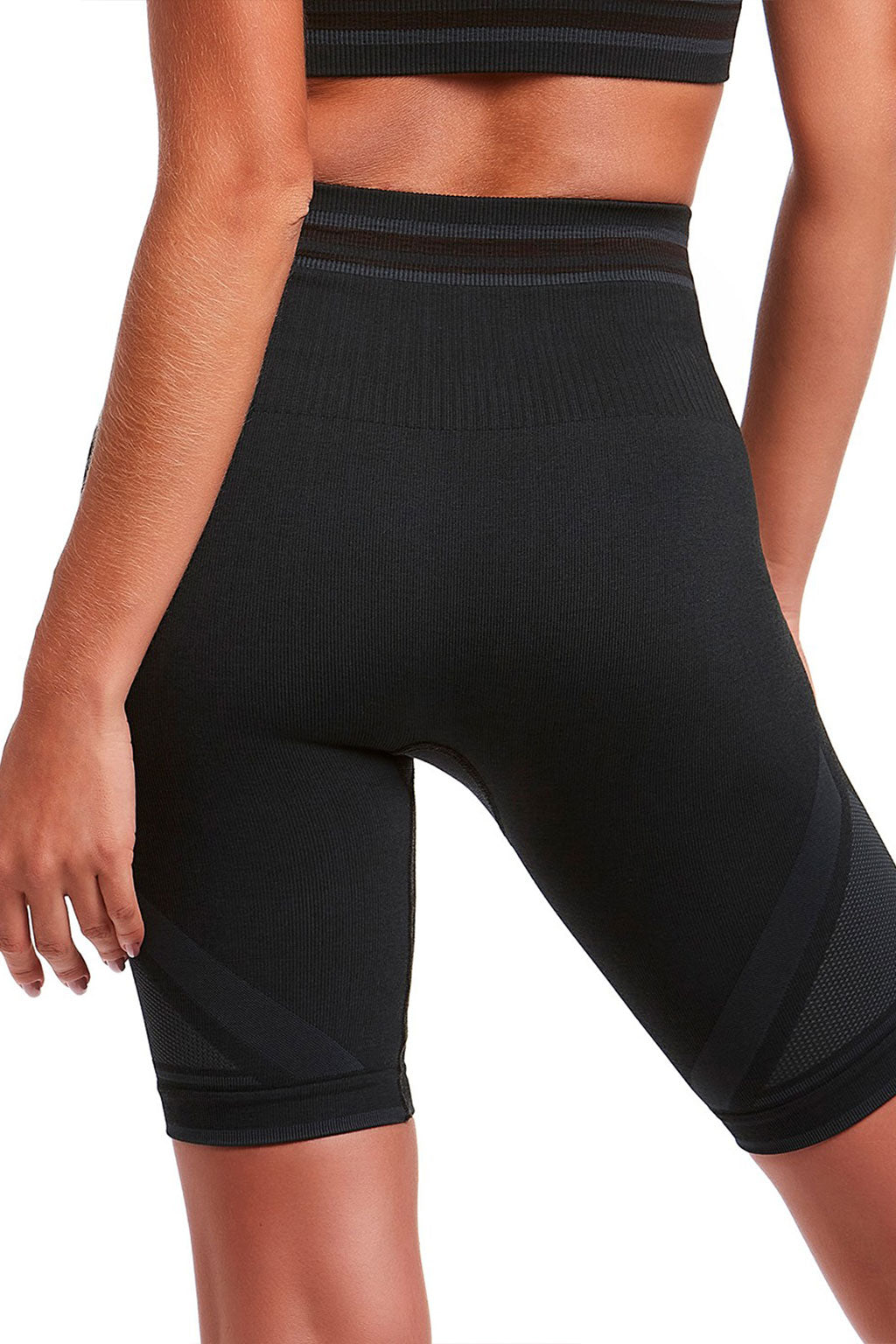 BASIC Fusion style Sport Bermuda with double and versatile waistband